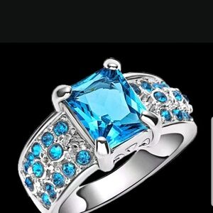 New Cut Blue Aquamarine 10kt ring